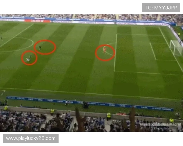 雨战影响传球精度，皇马客场多脚远射未果