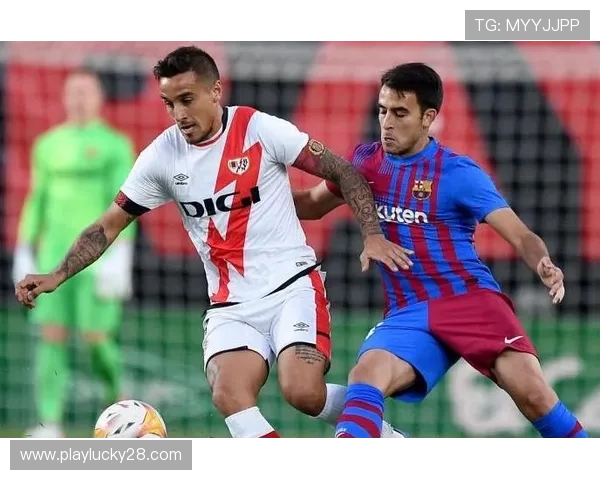 足坛一夜动态:AC米兰时隔33年再造神迹,巴萨爆冷终结11连胜 足坛一夜动态:AC米兰时隔33年再造神迹,巴萨爆冷终结11连胜